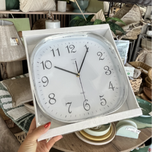 OROLOGIO DA PARETE A BATTERIA QUADRATO CROMATO ARGENTO CM 23 ( BATTERIE NON INCLUSE) - PEO 8765021