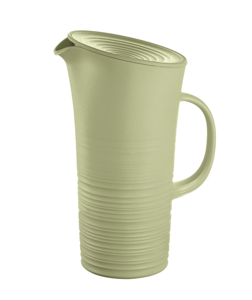 CARAFFA CON COPERCHIO VERDE LINEA TIERRA GUZZINI Materiale plastico riciclato post consumo 18,7x13,4xh26,9 cm - 1800cc LAVABILE IN LAVASTOVIGLIE - GUZ 181701257
